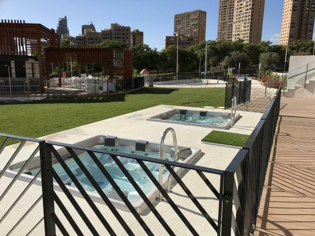 Sunset Drive Resort & Spa Benidorm Eksteriør billede